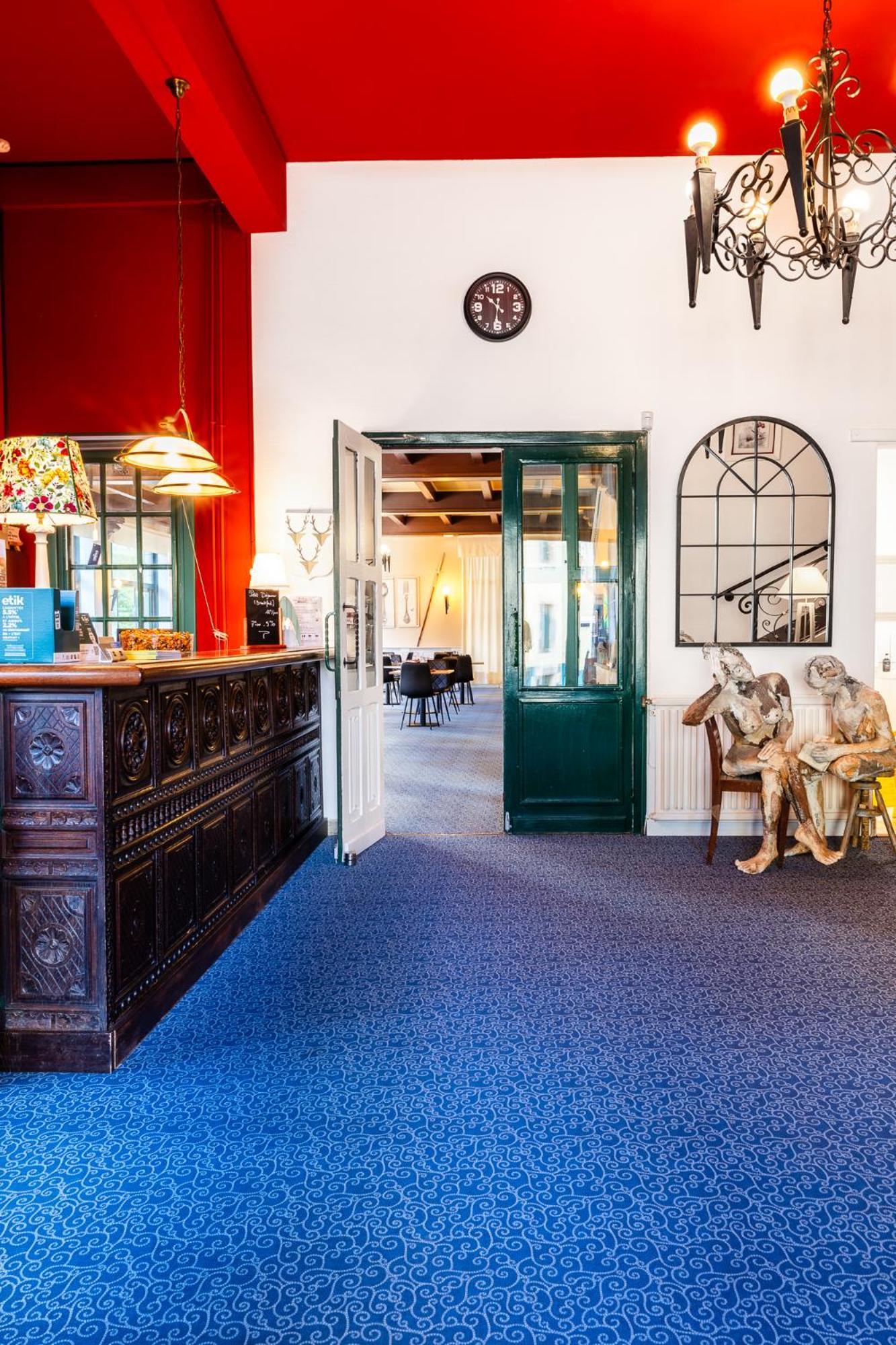 Hotel Restaurant Du Chateau جوسلين المظهر الخارجي الصورة